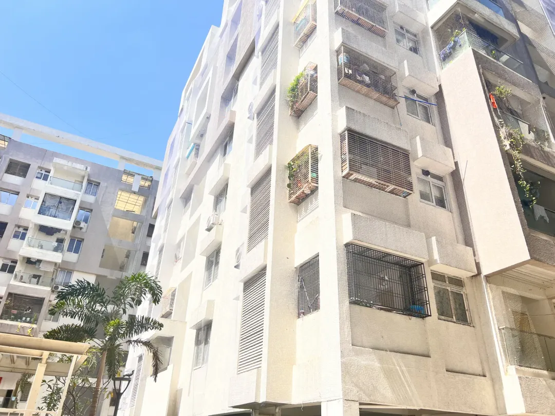 Building Safety Nets installation by Perumal Safety Nets